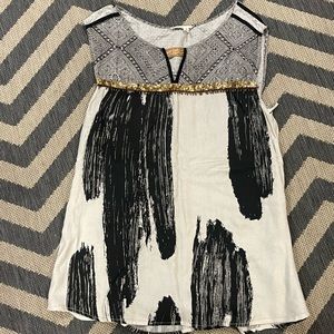Anthropologie tunic w sequin trim
